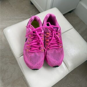 Nike Dynamic Pink and Orange Sneakers